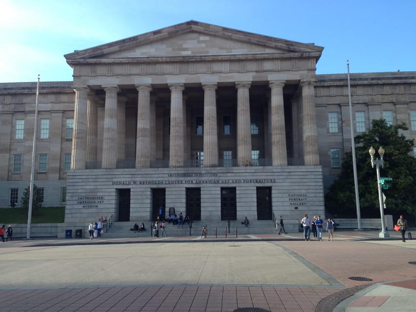Washington DC: Nighttime Express Sightseeing Tour - Who should book, and who might want a slower option