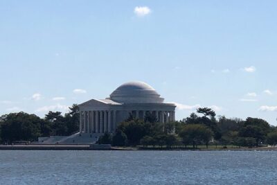 Washington DC Private Guided Bus Day Tour with Step Off Guide - Lincoln Memorial: a Greek-temple setting for leadership and sacrifice