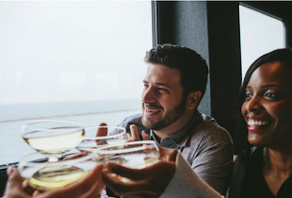 Washington, DC: Thanksgiving Day Lunch Cruise - DJ Music, Dancing, and the Full Bar Scene