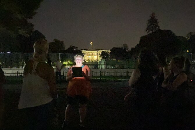 White House at Night: Scandals, Murder, Politics Adults Only Tour - Stop-by-stop: St. John’s and Lafayette Square in the dark